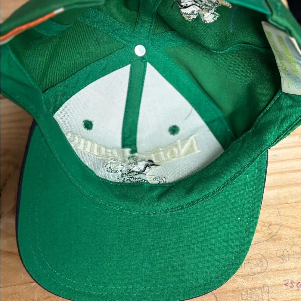 🔥 Vintage 90’s Rare Fighting Irish Green & Navy SnapBack Cap Logo on Brim 🔥